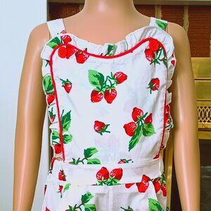 Vintage Strawberry Ruffle Bibbed Romper 3-4 Front Pockets Toddler Jumpsuit